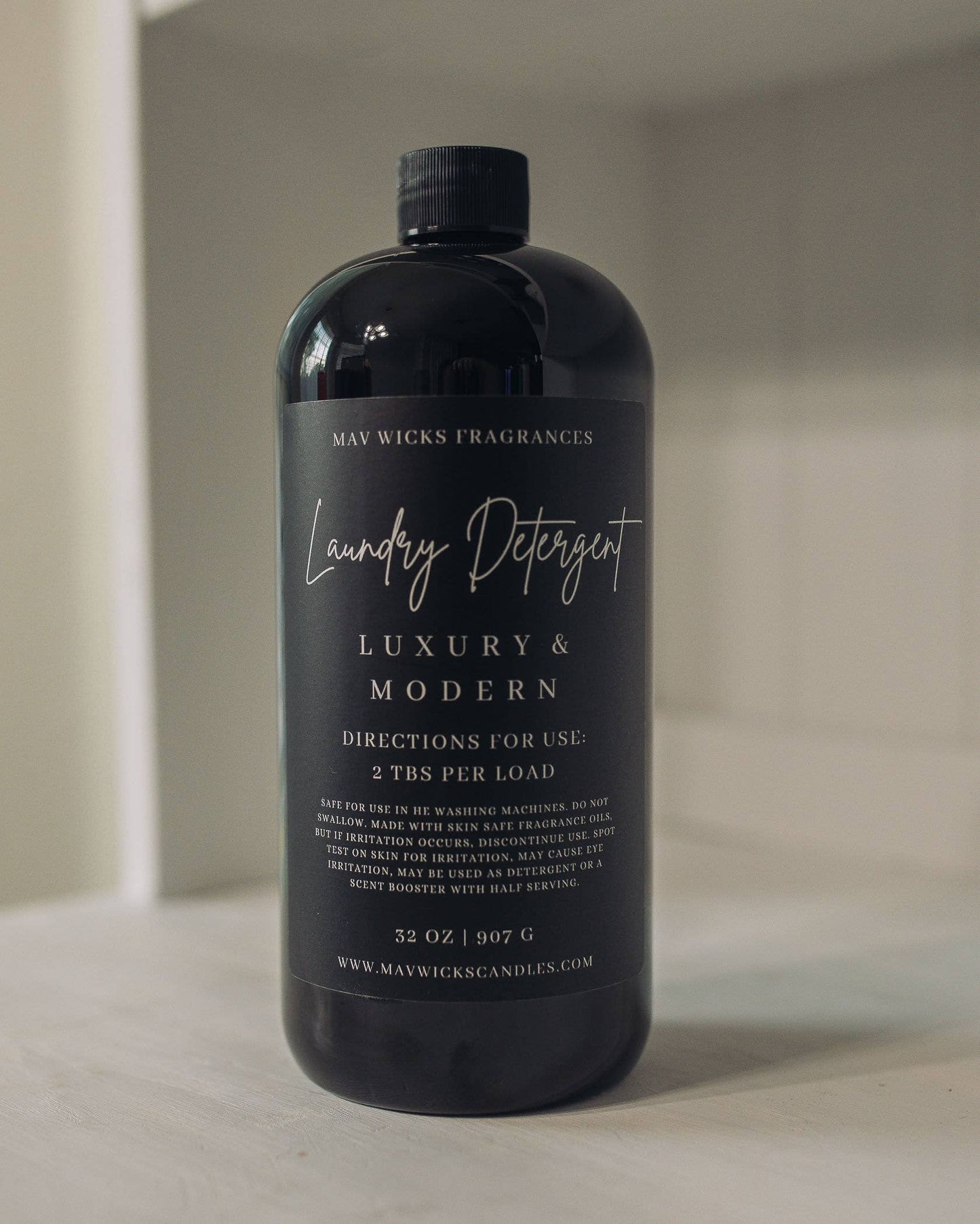 Liquid Laundry Detergent (32 oz): Swindler