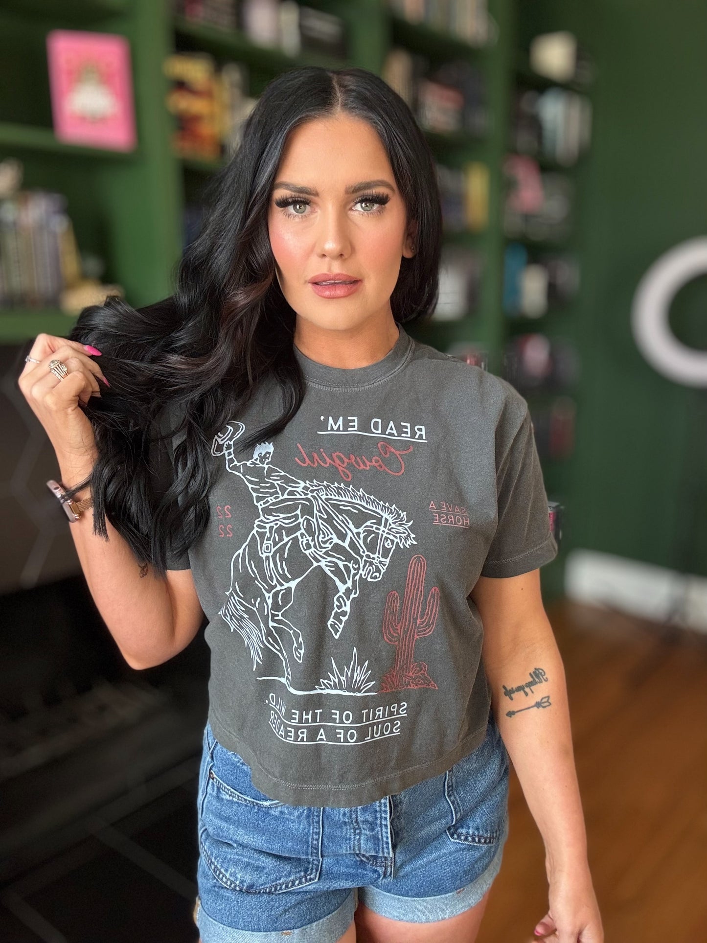 Read em Cowgirl | Pepper
