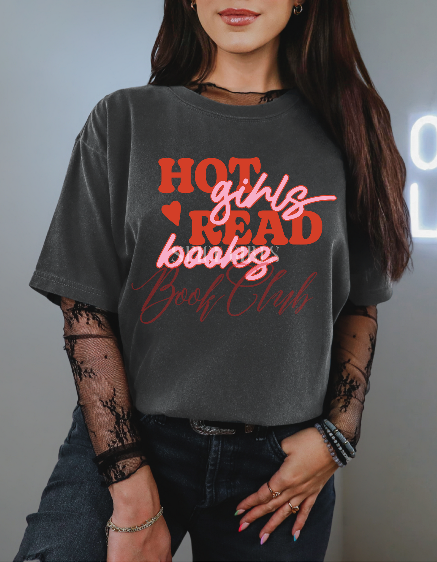 Hot girls read books