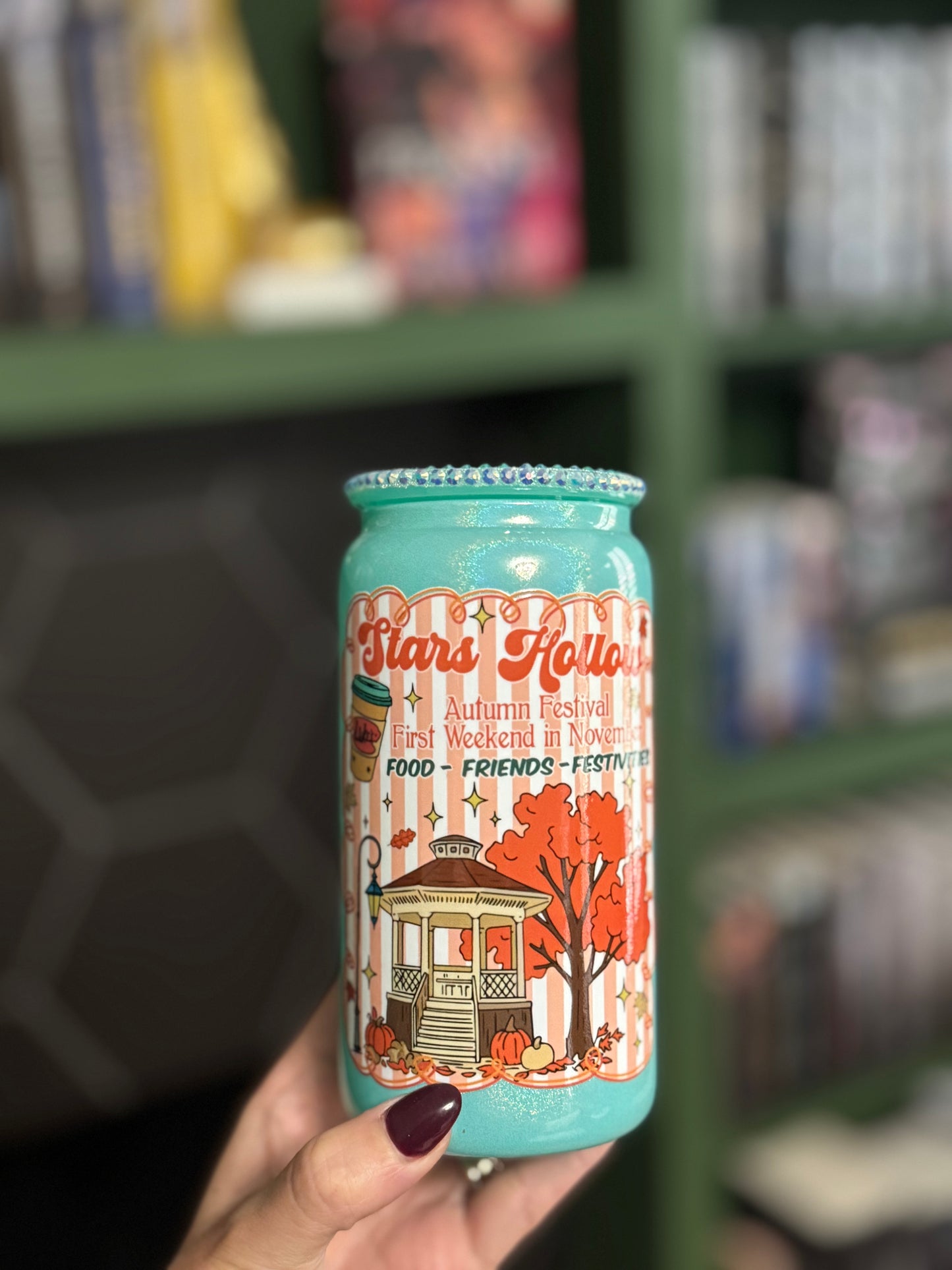 Stars Hollow orange cup