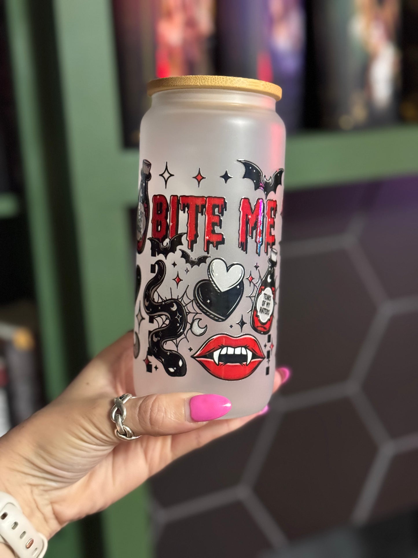 Bite me cup