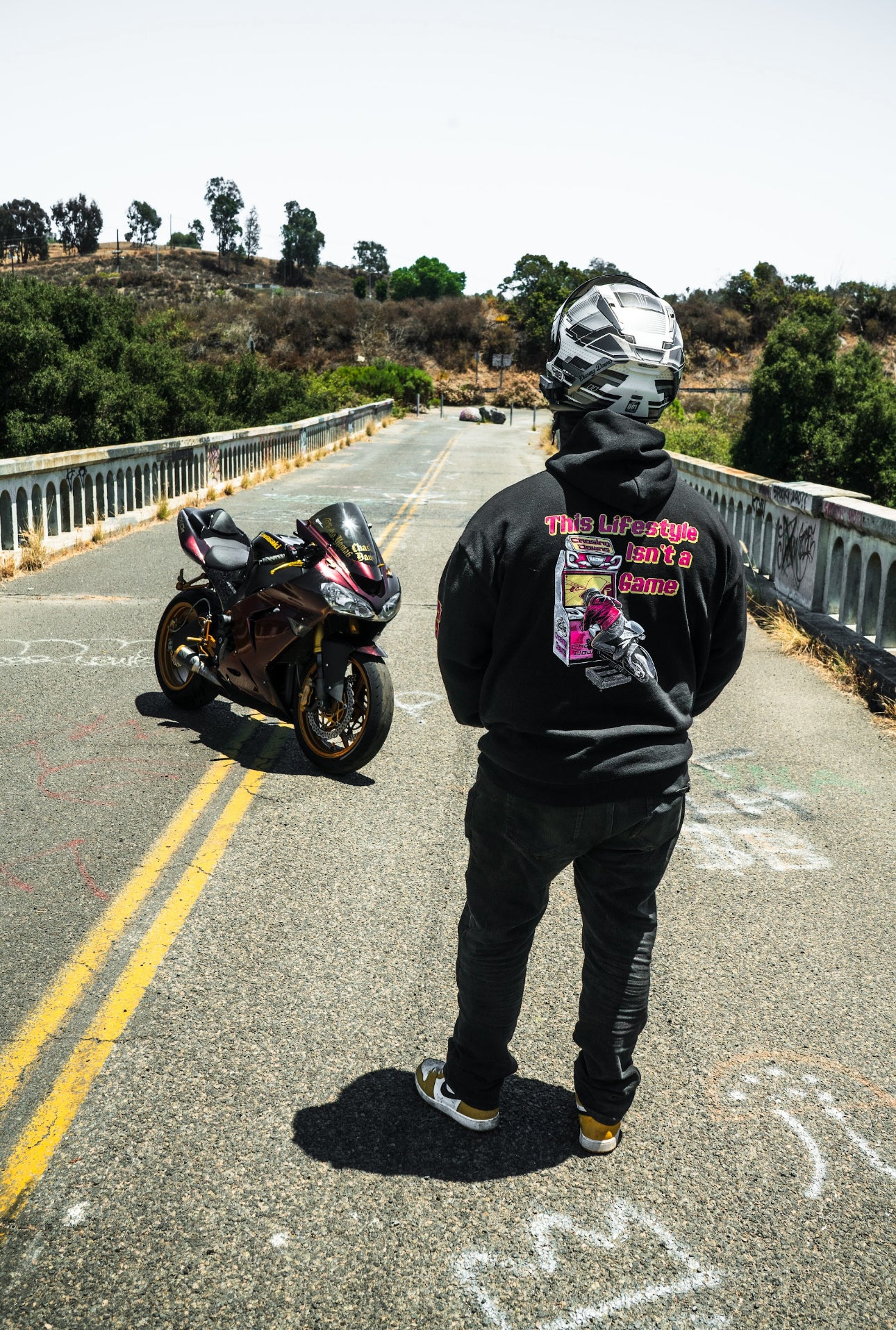 This Lifestyle isn't a game Heavyweight Hoodie