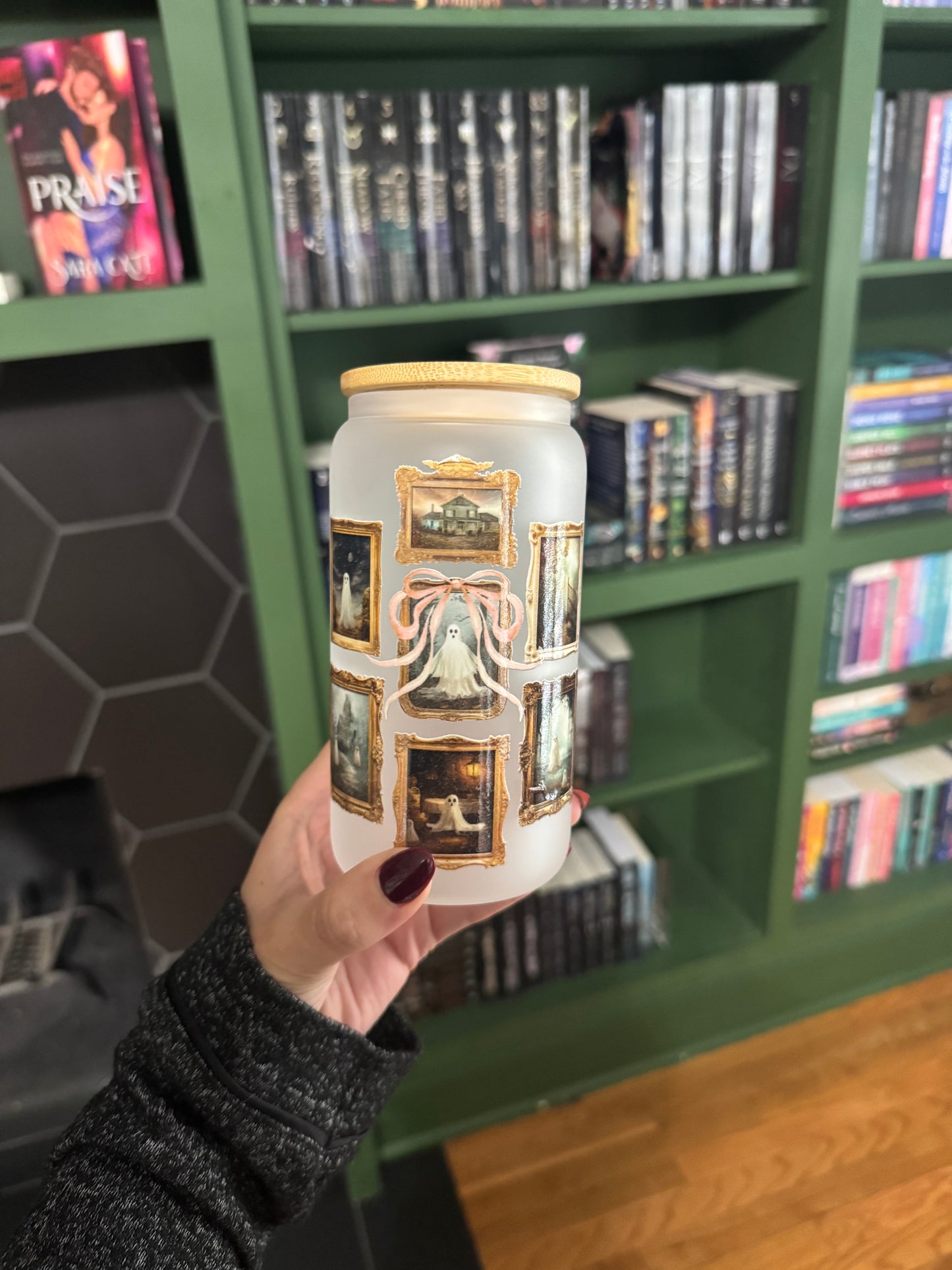 Ghostie frame cup