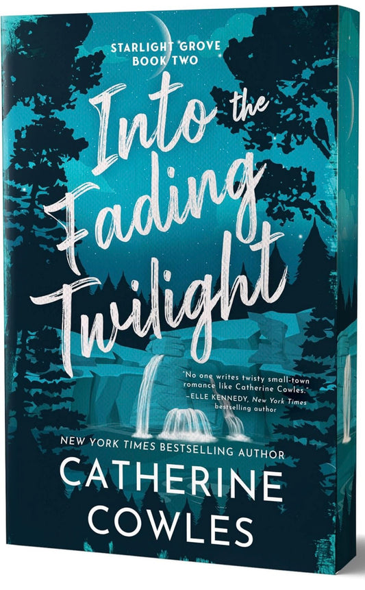 Into The Fading Twilight by Catherine Cowles (Starlight Grove Book 2)