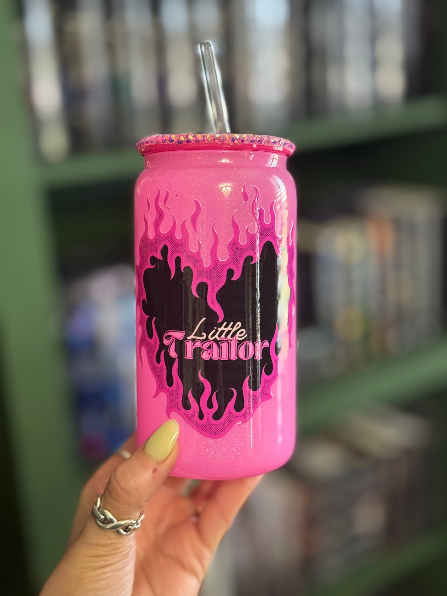 Little traitor cup