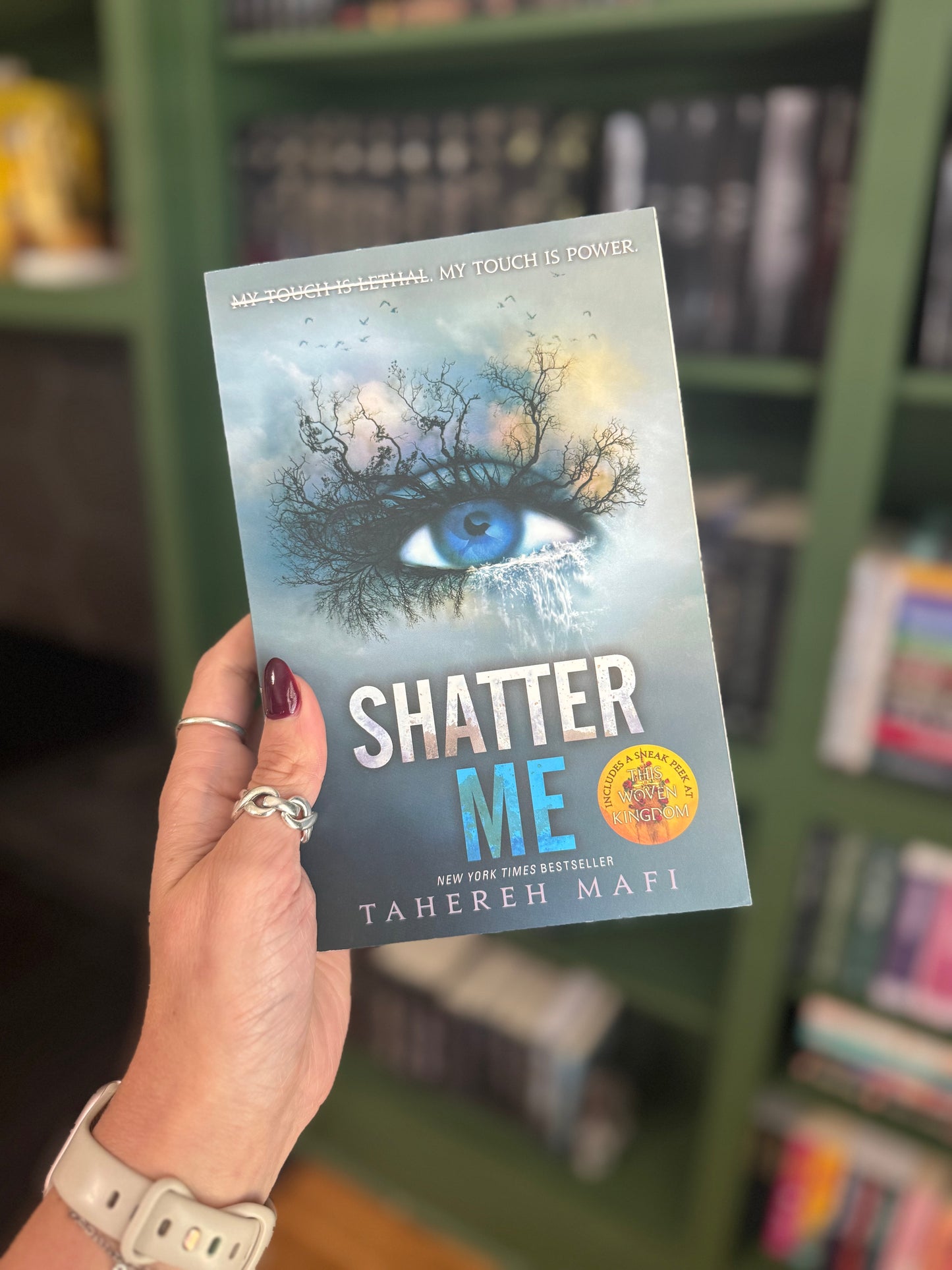 Shatter Me by Tahereh Mafi