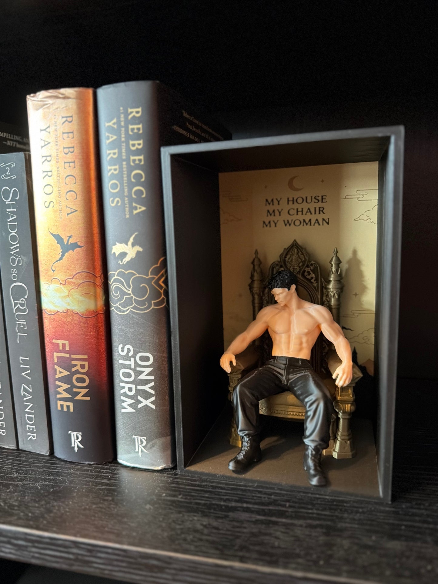 Xaden Book Nook