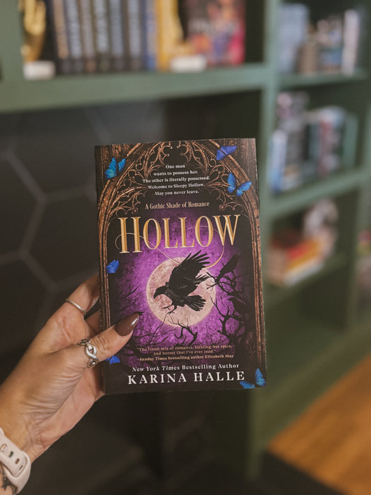 Hollow by Karina Halle (A Gothic Shade of Romance Book 1)