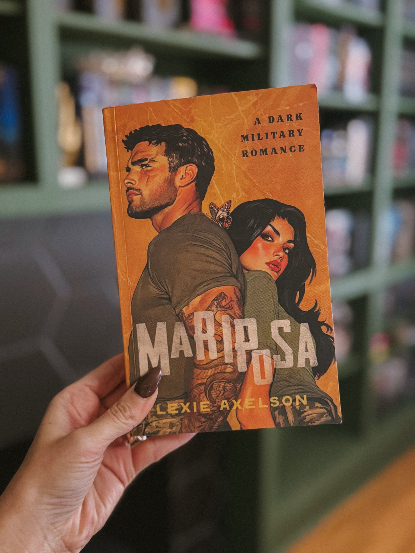 [Signed Bookplate] Mariposa by Lexie Axelson (Queens Command Book 1)