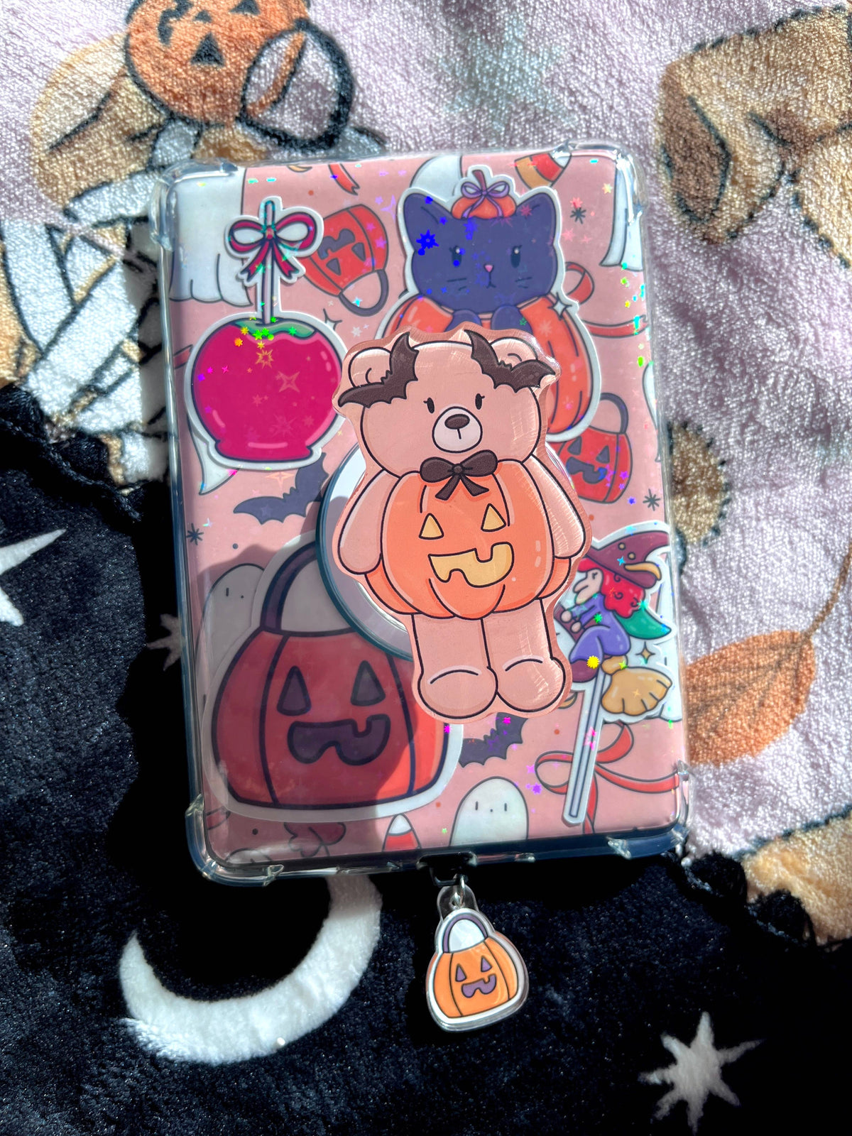 Pumpkin Bear Magnetic Pop Grip