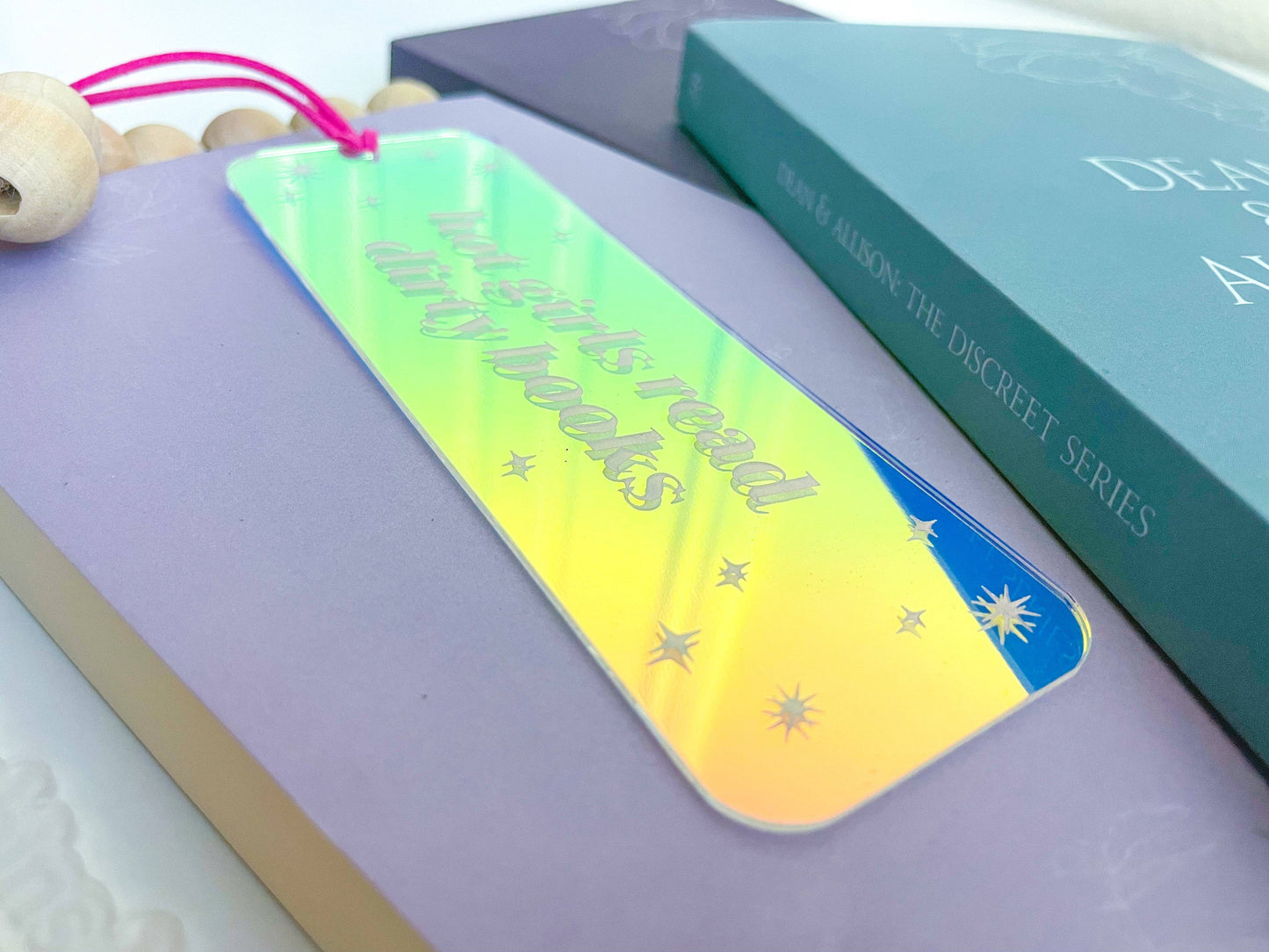 Hot Girls Read Dirty Books - Shiny Iridescent Bookmark: Hot Pink