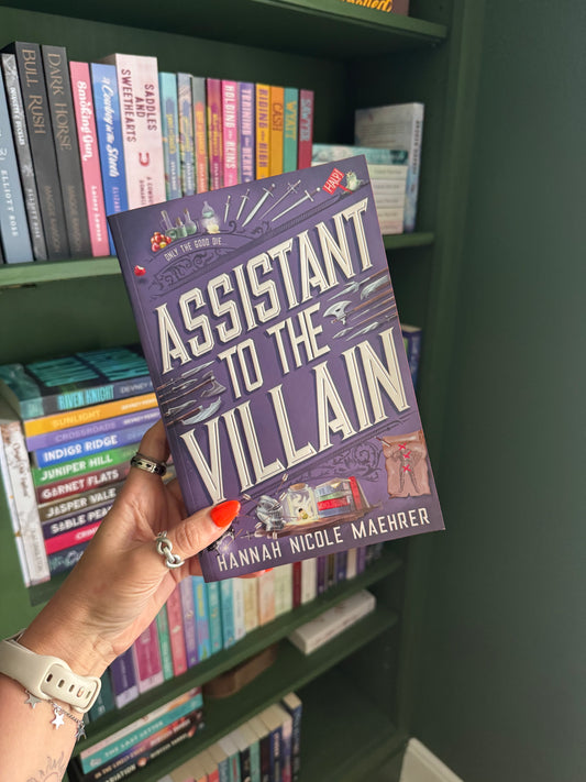 Assistant to the villain by Hannah Nicole Maehrer