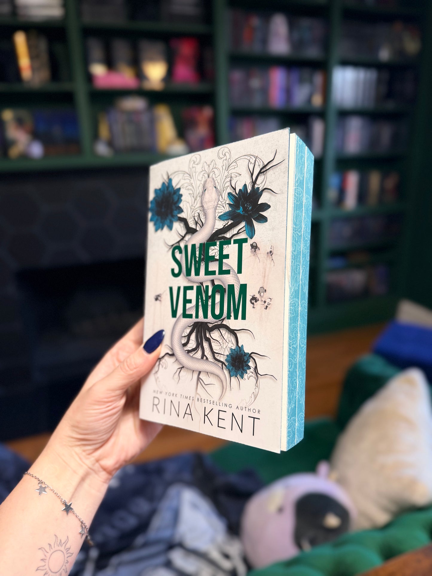 Sweet Venom by Rina Kent (Deluxe Edition)