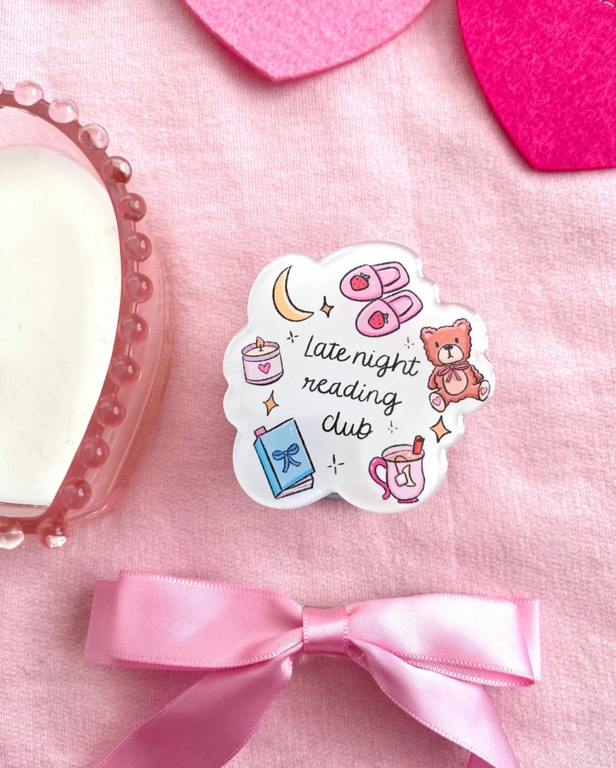 Late Night Reading Club Magnetic Grip- phone grip